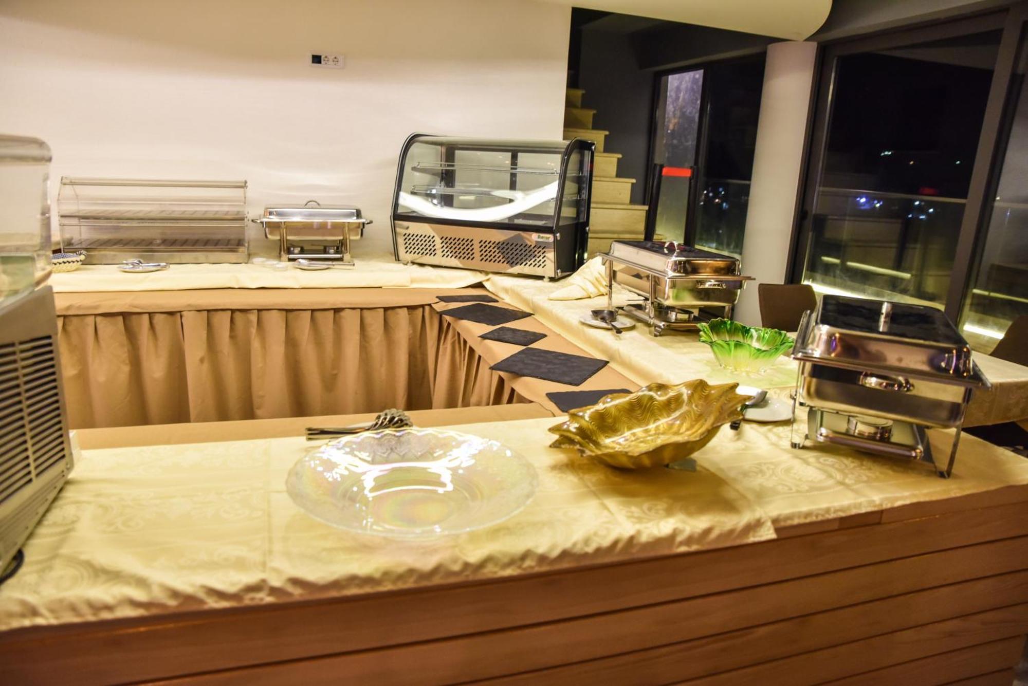 אולסינץ' Hotel Evropa מראה חיצוני תמונה
